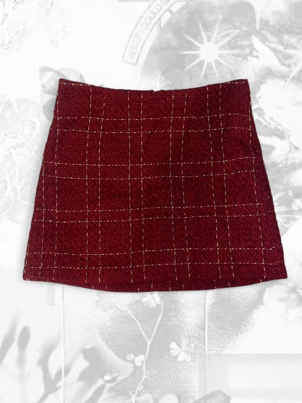 Forever 21 plaid mini skirt with gold threading pattern